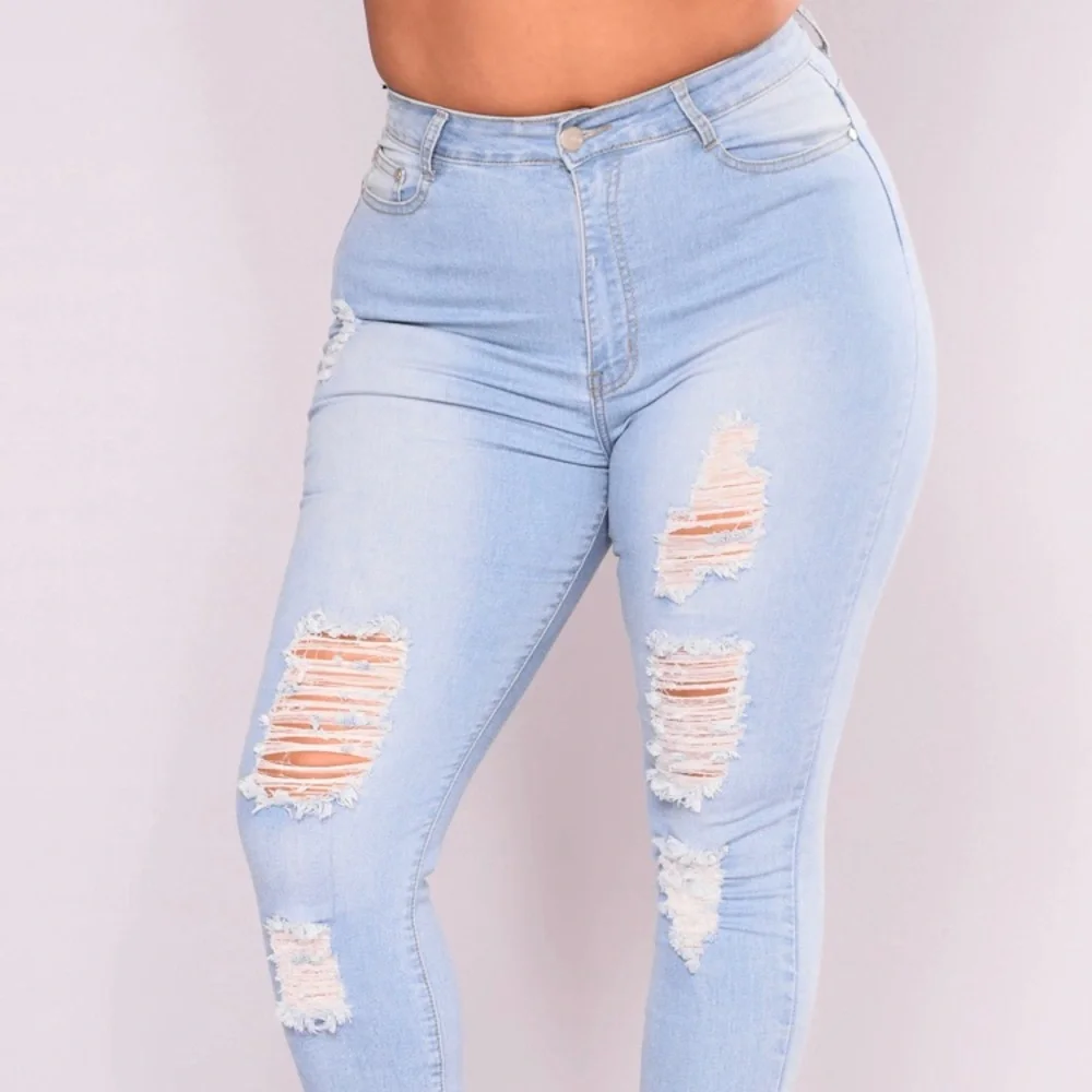 Fashion Nova Light Blue Jeans - Picture 5 of 9